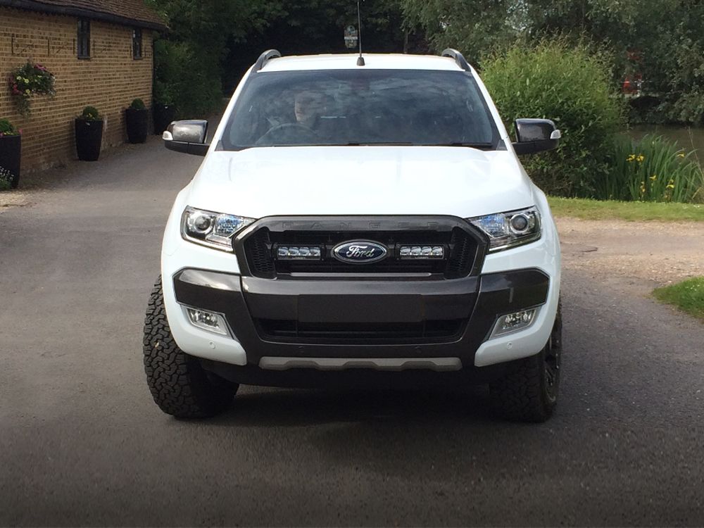 Ford Ranger (2016-2018) Grille Kit