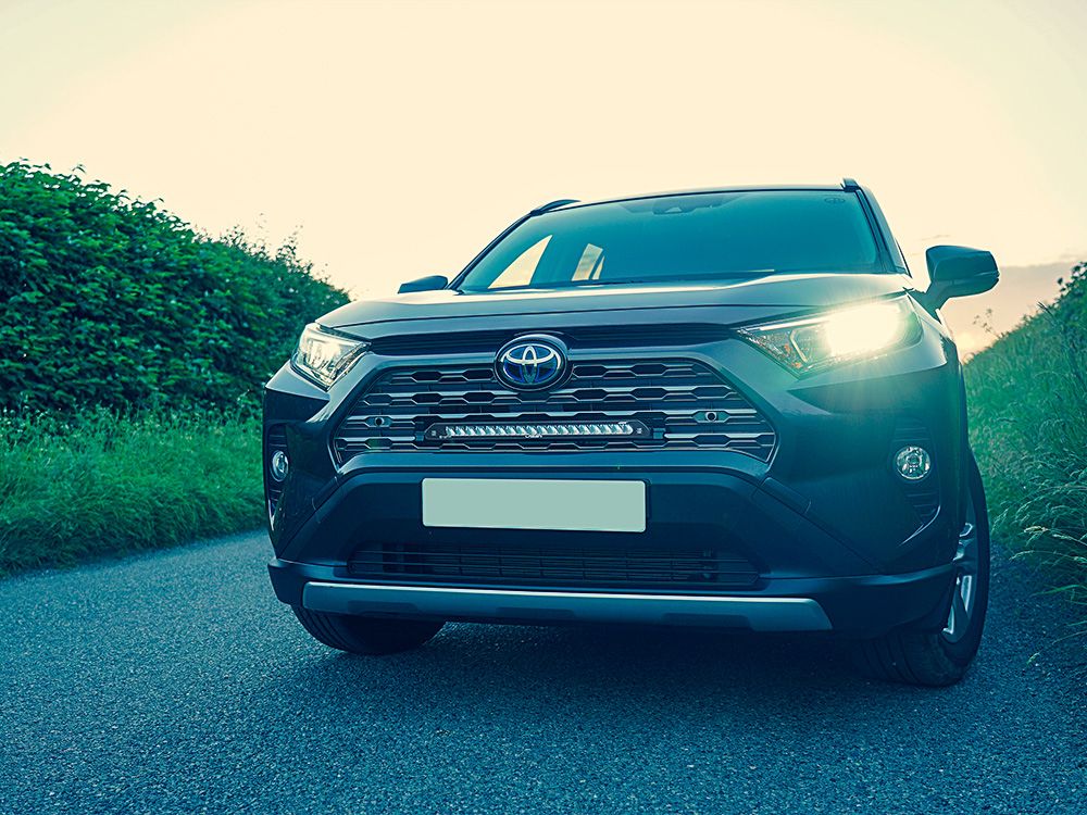 Toyota RAV4 Hybrid (2019+) Grille Kit